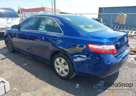 2009 Toyota Camry Le z USA, uszkodzony, nr VIN 4T1BE46K29U393771